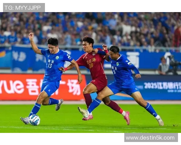 南京足球队强势崛起最新足球实力排名前十揭晓