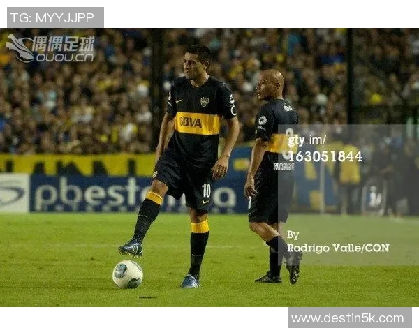 足球明星马萨洛的传奇之路与辉煌成就揭秘