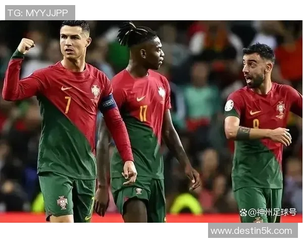 七百万足球明星背后的故事与荣耀探索他们的奋斗与梦想之路