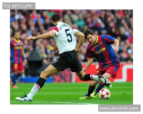 国际足球明星精彩瞬间视频集锦展现球场魅力与激情 国际足球明星精彩瞬间视频集锦展现球场魅力与激情