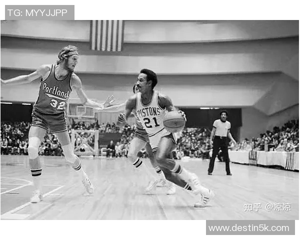 当NBA巨星遇上足球传奇跨界交流的精彩瞬间与故事